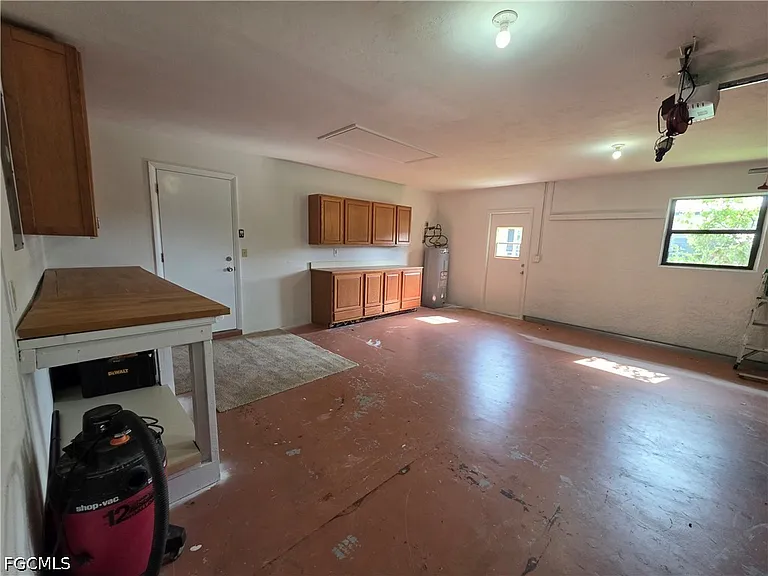 1250 Riverbend Dr — Photo 48