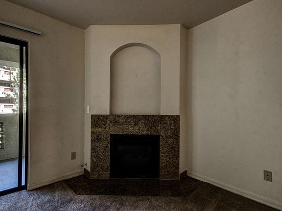 4th image of 5104 N 32nd St Unit 235