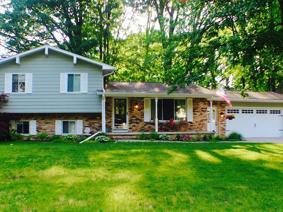 1st image of 2185 Belle Meade Dr