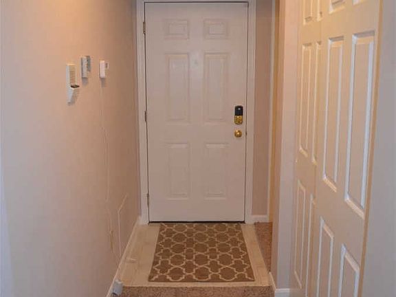 3rd image of 145 Dale Hollow Dr APT 4