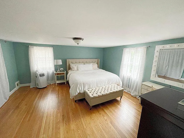 517 Greenlawn Dr — Photo 8