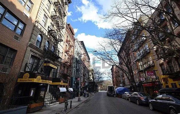 Rented by Bold New York | media 13