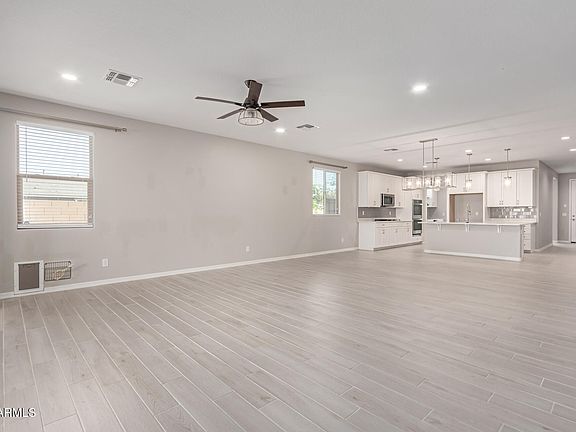 5th image of 22230 N DANIEL Drive