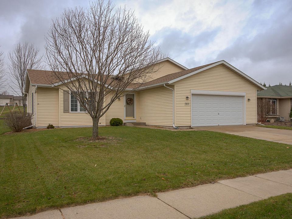 1st image of 2618 Park Forest Dr