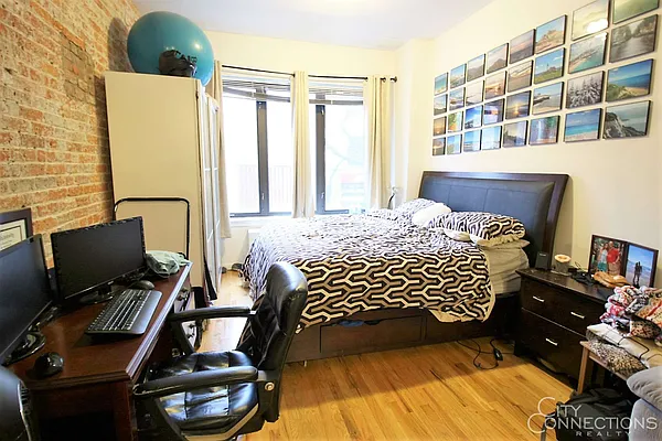 Rented by City Connections Realty | media 6