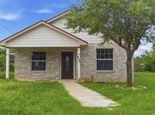 939 W Harding Blvd, San Antonio, TX 78221