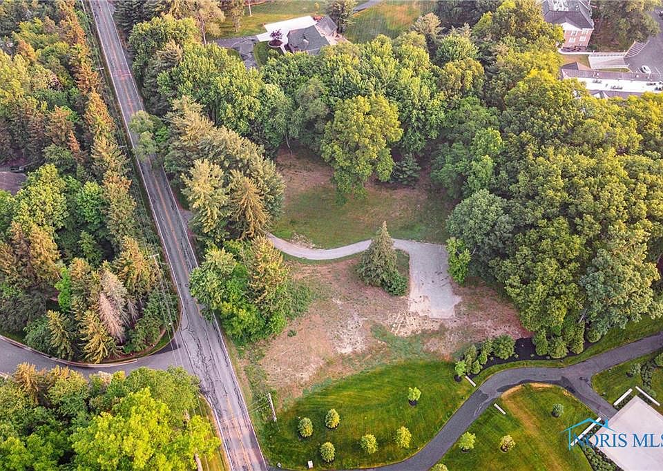 2nd image of 5000 Corey Rd