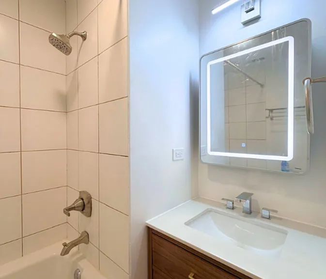 124 E 49th St #105 — Photo 11