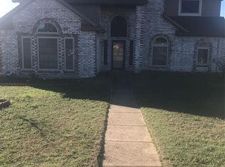 612 Fuller Dr, Cedar Hill, TX 75104