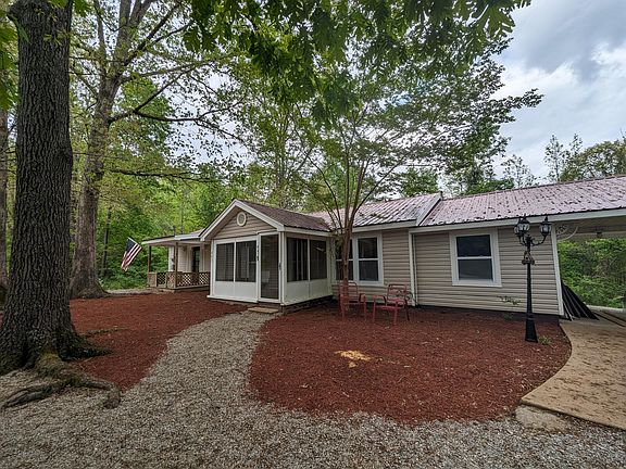 2nd image of 443 Friendship Rd