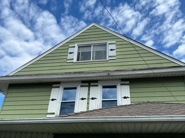 172 Garfield Ave Floor 2, Mineola, NY 11501