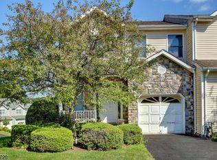 643 Old Dover Rd, Morris Plains, NJ 07950