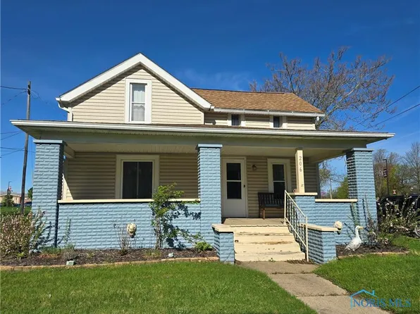 206 S Damascus St, Liberty Center, OH 43532