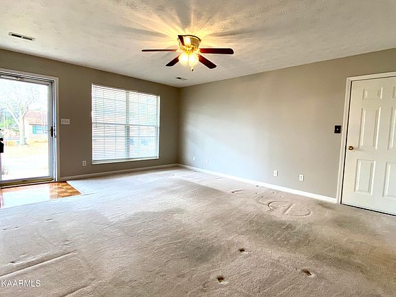 5th image of 7451 Lyle Bend Ln