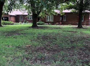 10301 N Hillside Ave, Valley Center, KS 67147