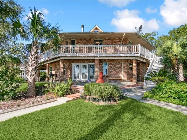 450 Eden Isles Dr, Slidell, LA 70458