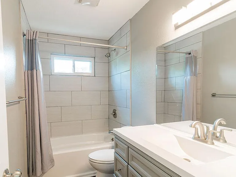 8319 Columbia Falls Dr — Photo 11