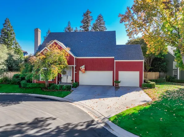 1049 E Monticello Cir, Fresno, CA 93720