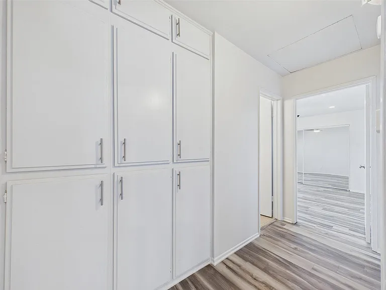426 E Cedar Ave — Photo 15