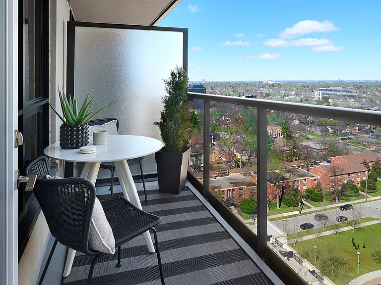 105 Harrison Garden Blvd #811 — Photo 11