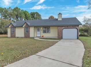 406 Singletree Ct, Jacksonville, NC 28540