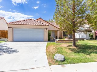 707 La Paloma St, Ridgecrest, CA 93555