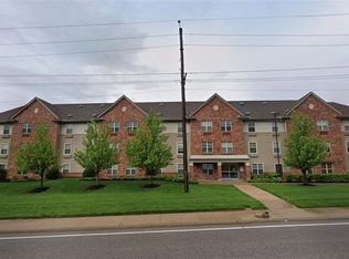 7550 Page Ave, Saint Louis, MO 63133