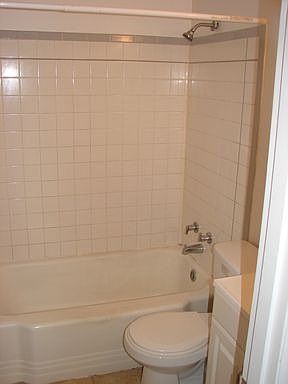 5th image of 622 Marshfield Dr