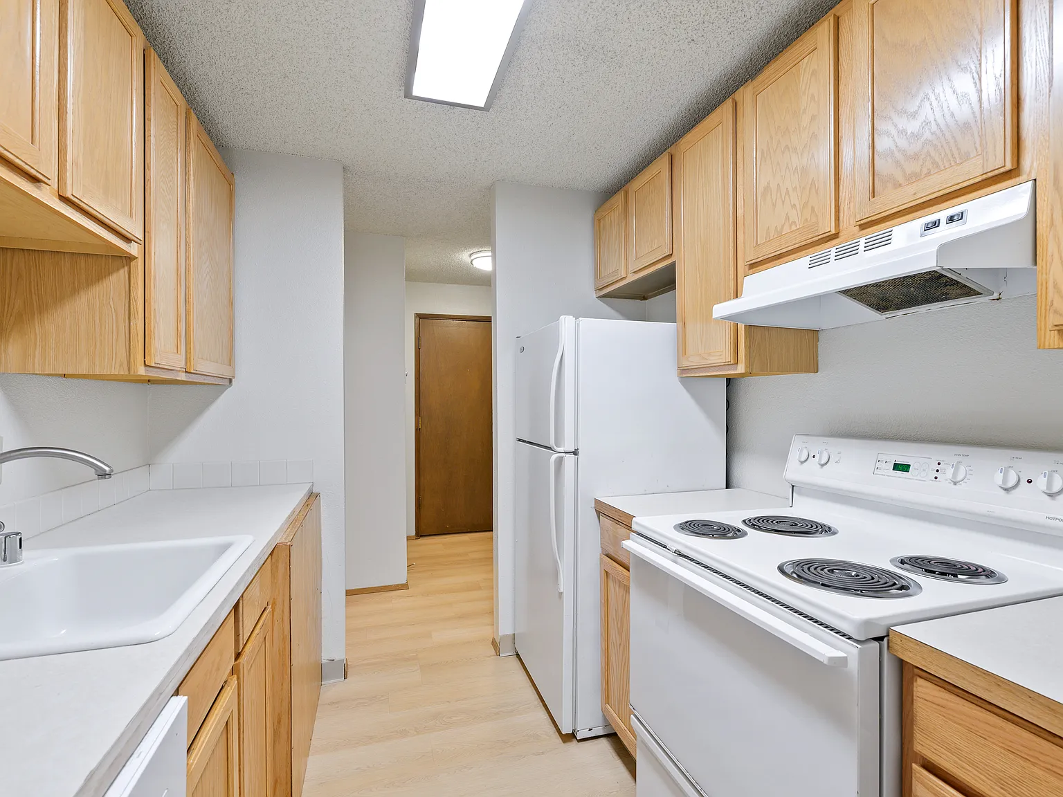 1 bed, 800 sqft, $1,875 — Photo 1