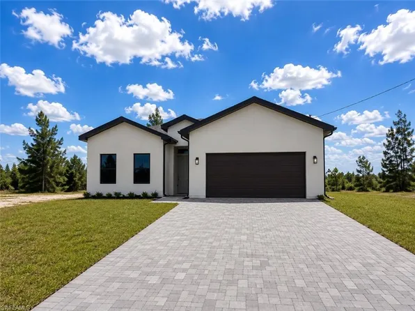 2220 NE 39th TER, CAPE CORAL, FL 33909