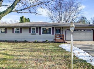 7 La Crescenta Circle, Madison, WI 53716