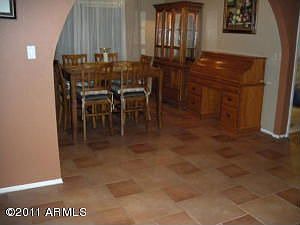 5th image of 1336 N Beverly Cir
