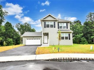 212 Phillips St, Middletown, NY 10940