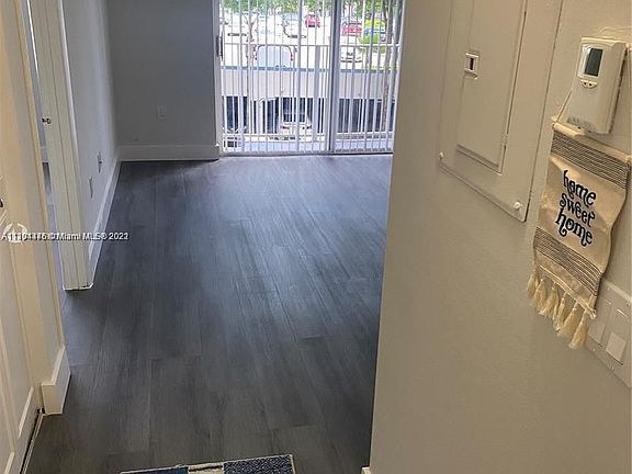 4th image of 1740 NW North River Dr APT 325