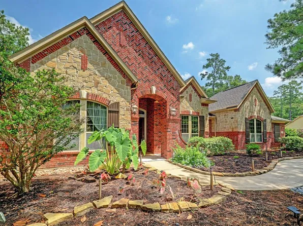 13132 Autumn Ash Dr, Conroe, TX 77302
