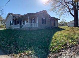 8073 Stout Rd, Circleville, OH 43113