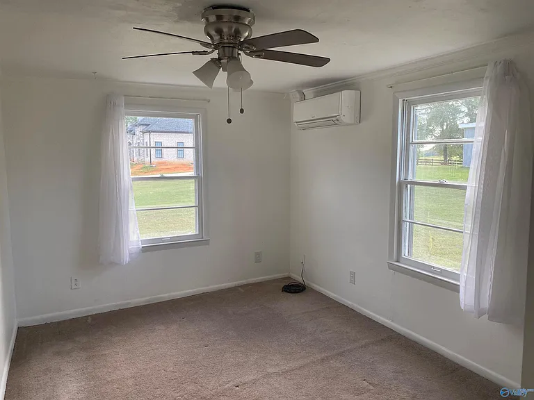 239 Cryer Rd — Photo 8