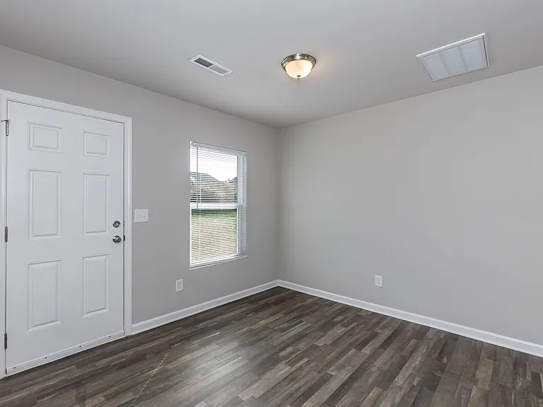 1859 Northside Dr — Photo 9