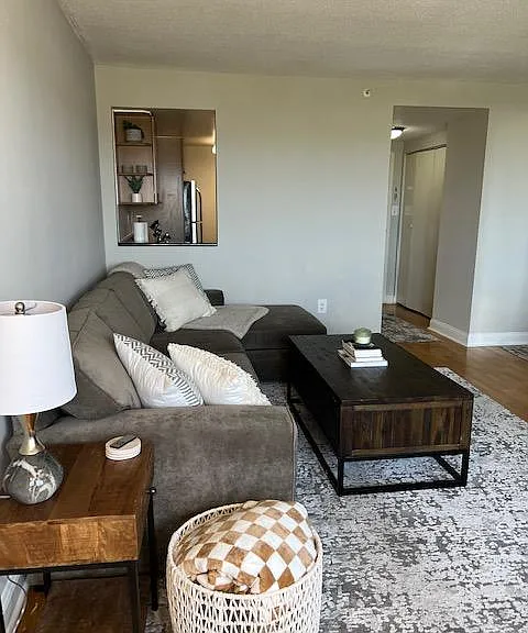 2001 Hamilton St #1727 — Photo 6