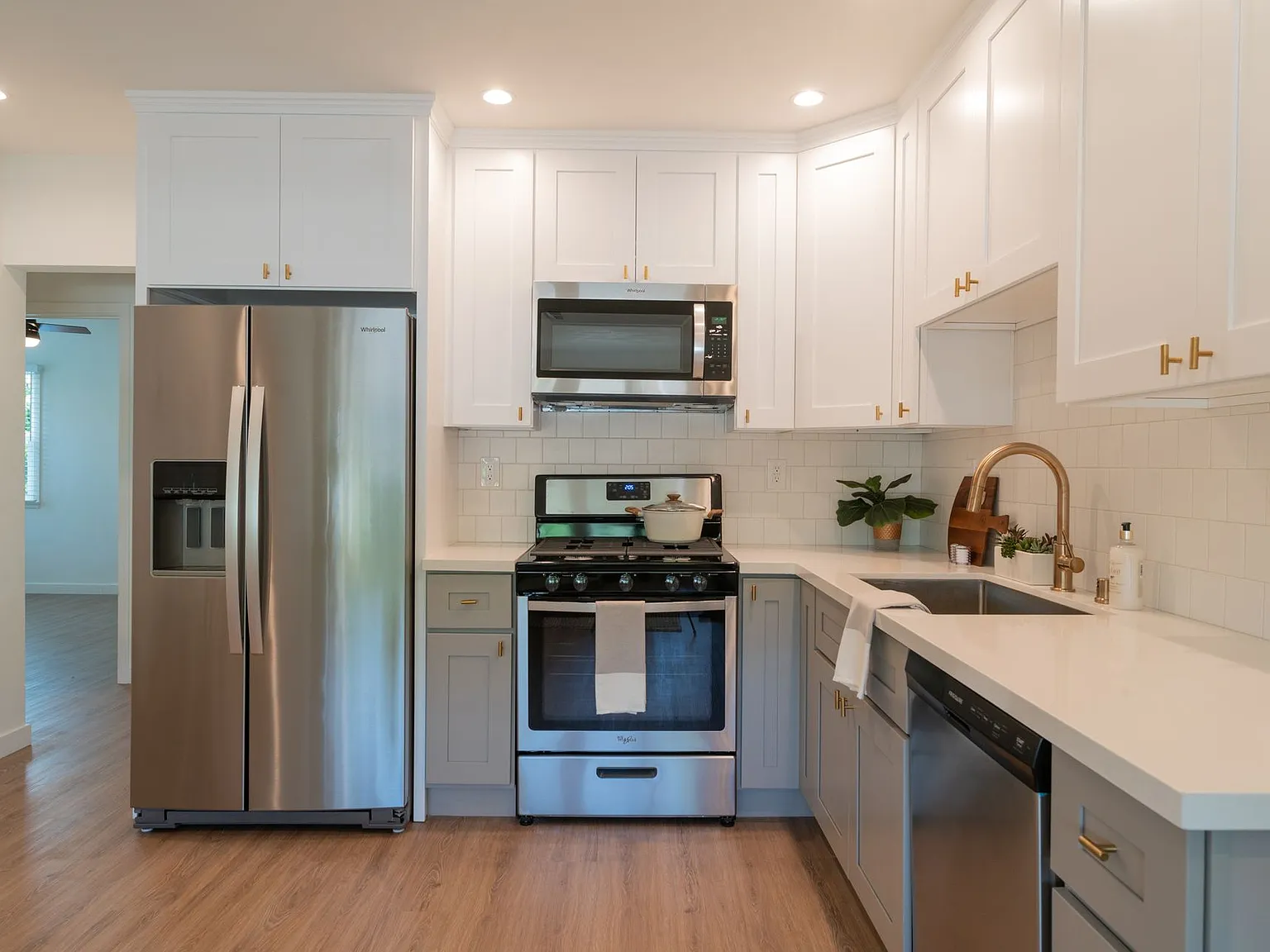 3800 Albright Ave — Photo 1