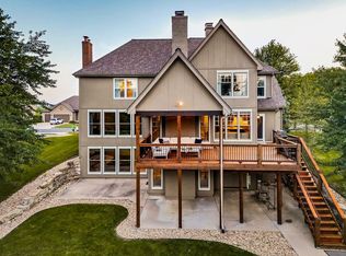 9517 Falcon Ridge Dr, Lenexa, KS 66220