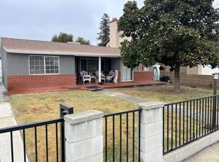 18331 Arminta St, Reseda, CA 91335