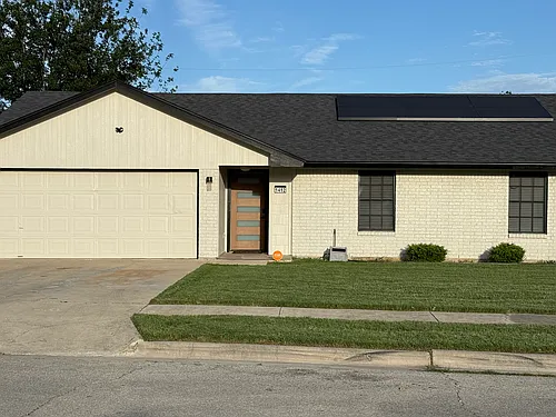 1412 Amber Rd Photo 1