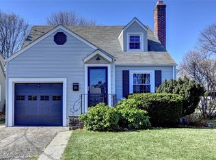 96 Meridian St, Providence, RI 02908