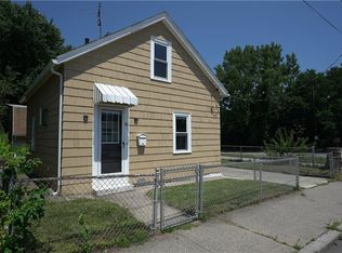 16 Spencer St, Pawtucket, RI 02860
