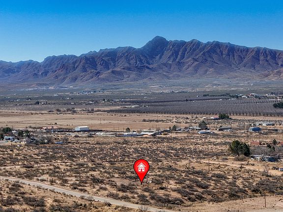 2nd image of 124 Hendrich Rd