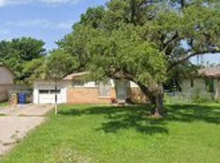 6049 N Hydraulic St, Wichita, KS 67219