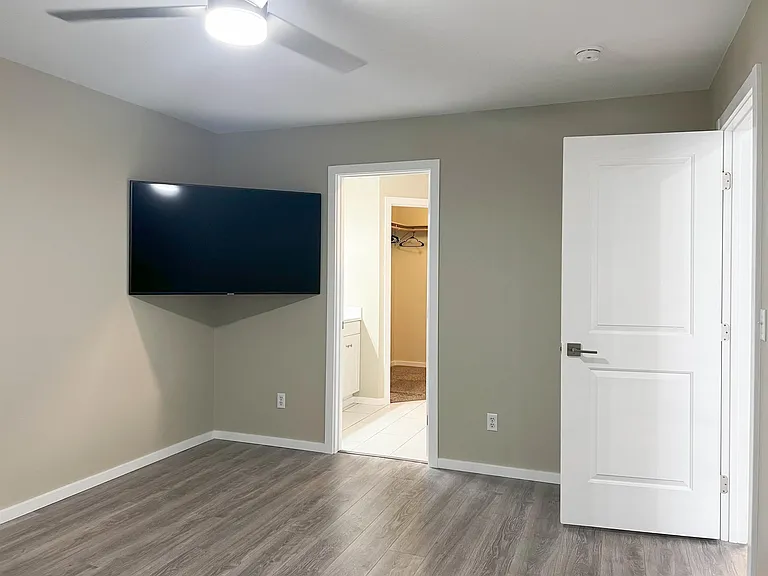 17416 Adams Ln — Photo 13