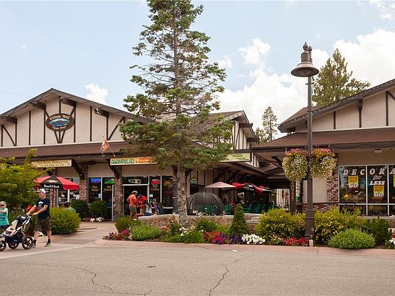 3rd image of 40729 Village Dr