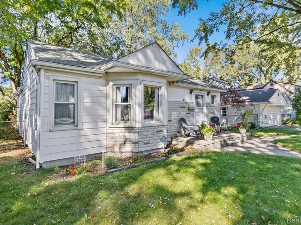 12039 Lucerne, Redford, MI 48239